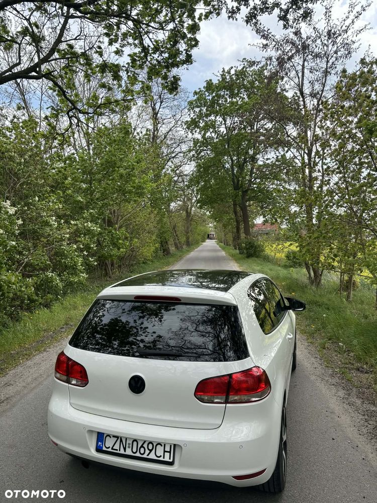 Volkswagen Golf 1.6 TDI Comfortline - 6