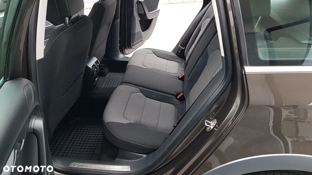 Volkswagen Passat Alltrack 2.0 TDI 4Mot DSG - 35