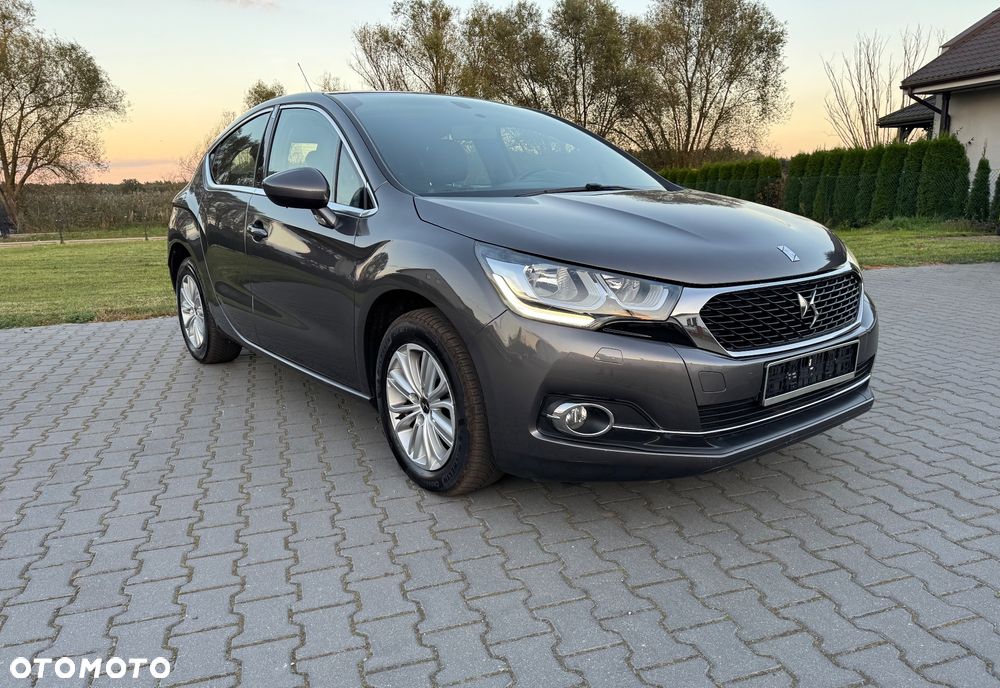 Citroën DS4 e-HDi 115 Chic - 1