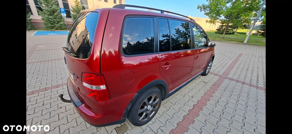Volkswagen Touran 2.0 TDI Trendline - 9