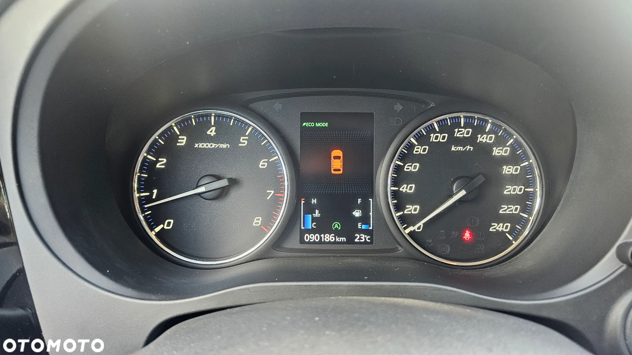 Mitsubishi Outlander 2.0 2WD Active - 18