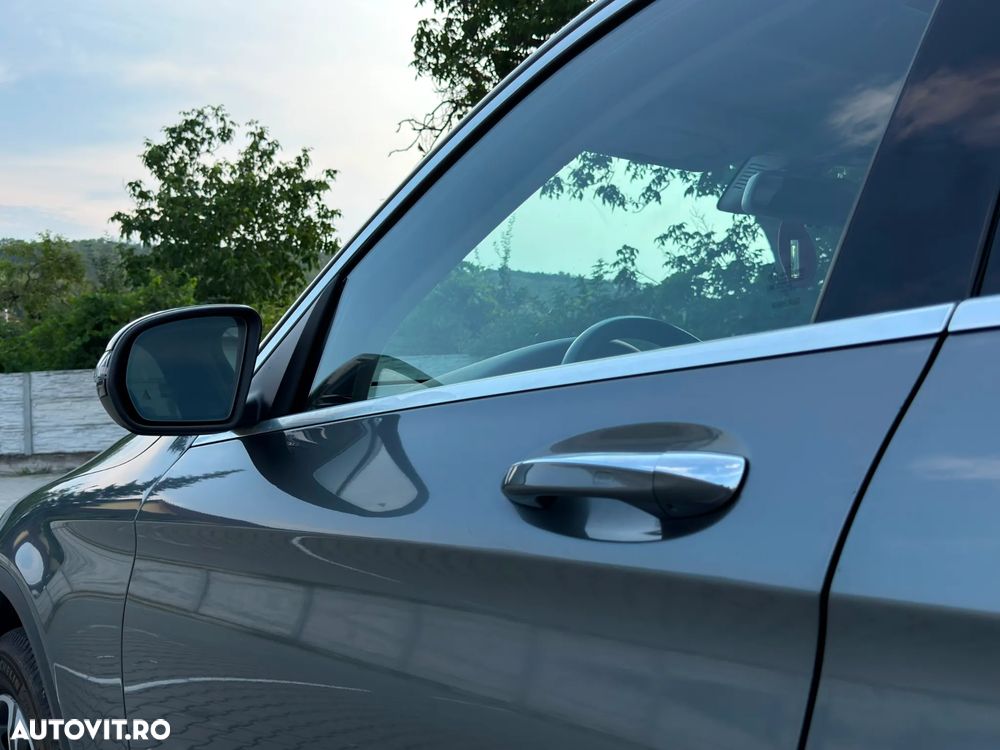 Mercedes-Benz GLC 300 4MATIC 9G-TRONIC - 8