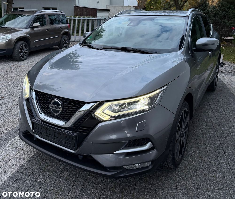 Nissan Qashqai 1.6 DIG-T TEKNA+