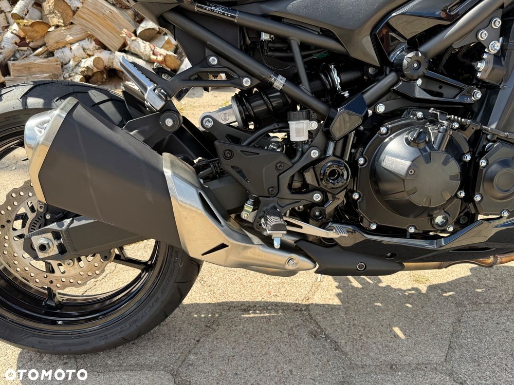 Kawasaki Z 900 - 32