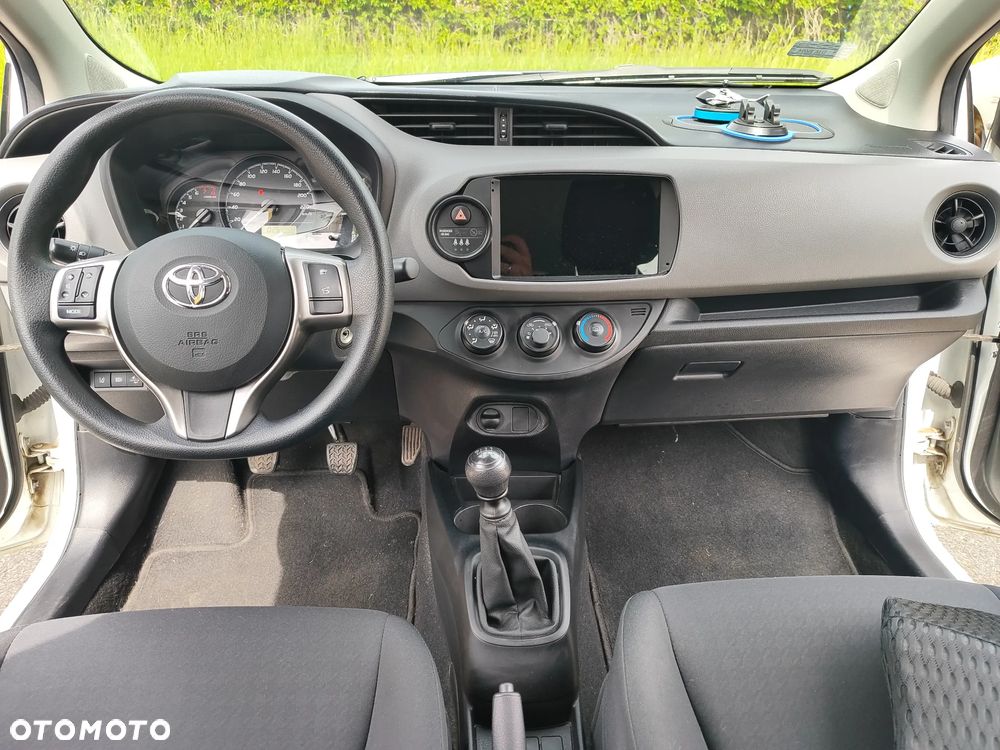 Toyota Yaris 1.5 Active - 5