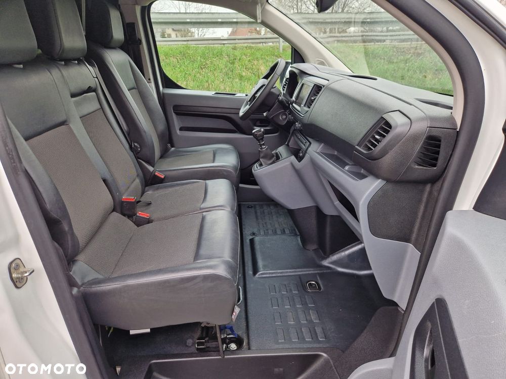 Opel Vivaro - 12