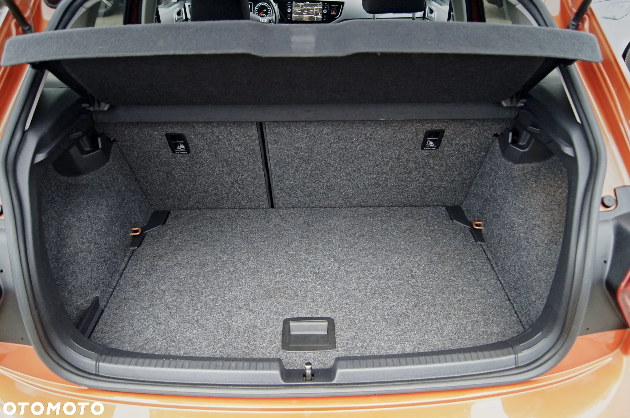 Volkswagen Polo 1.0 TSI R-Line DSG - 25