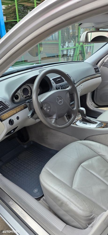 Mercedes-Benz E - 9