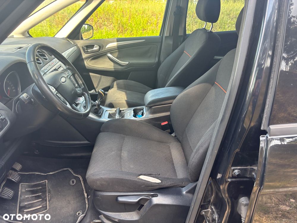 Ford S-Max - 7
