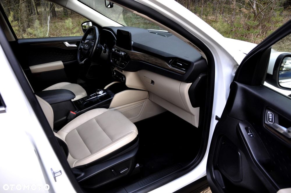 Ford Kuga 2.0 EcoBoost AWD Titanium ASS - 32