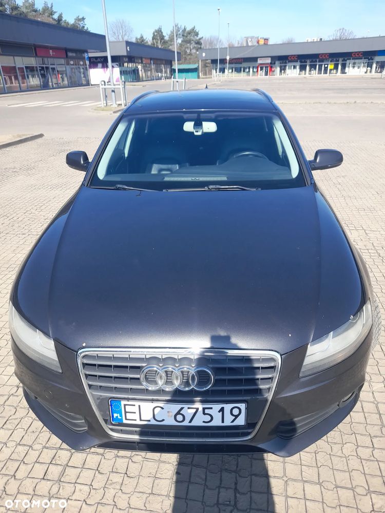 Audi A4 Avant - 9