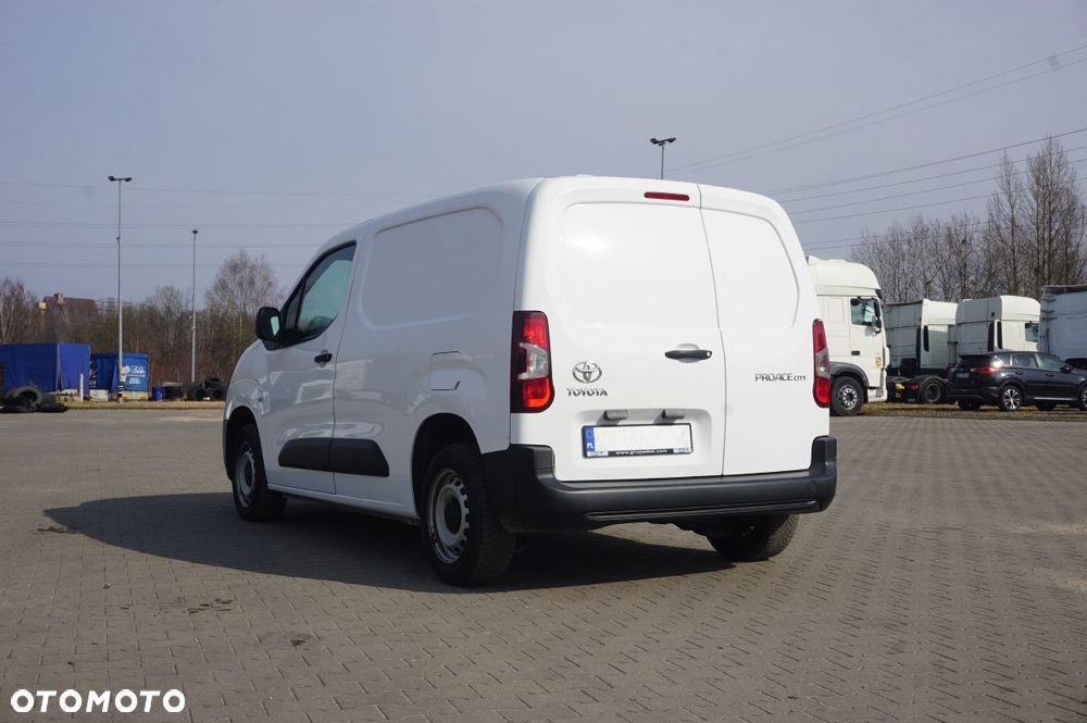 Toyota Proace City - 3
