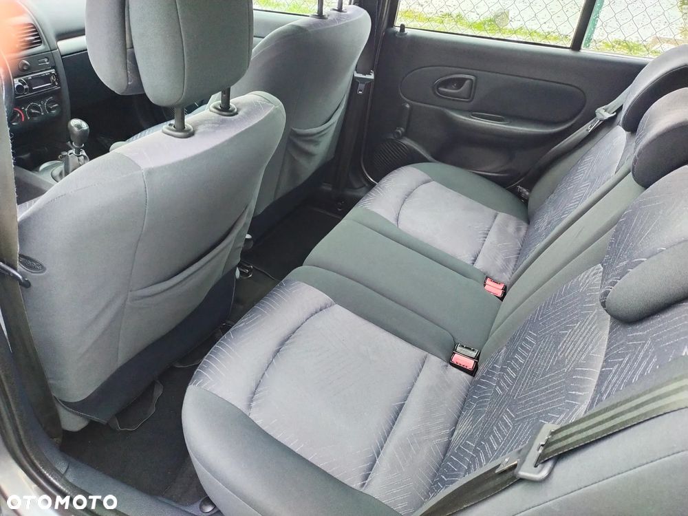 Renault Clio 1.2 16V Dynamique - 15