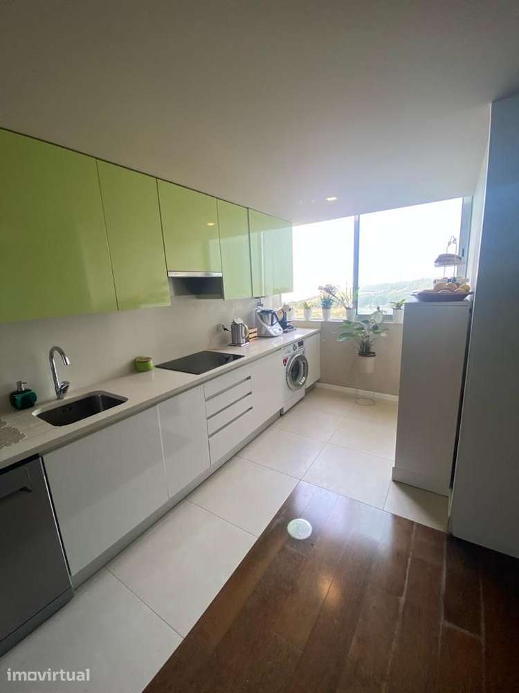 Vendo apartamento T 2 remodelado em frente a praia - Grande imagem: 3/20
