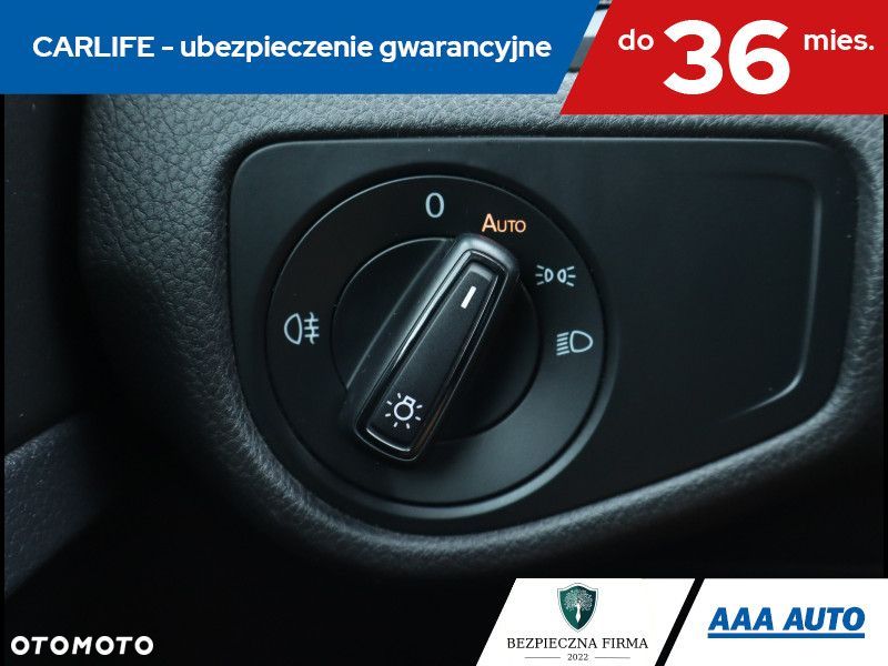 Volkswagen Golf - 18