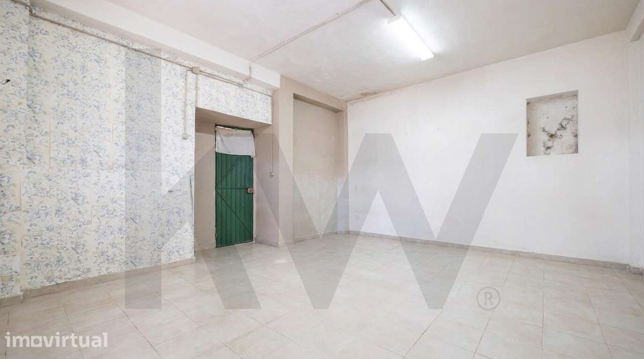 Moradia T4 Com Espaço Exterior - Coimbra - Grande imagem: 4/50