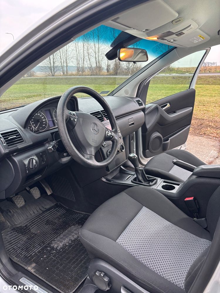 Mercedes-Benz Klasa A 170 Classic - 16