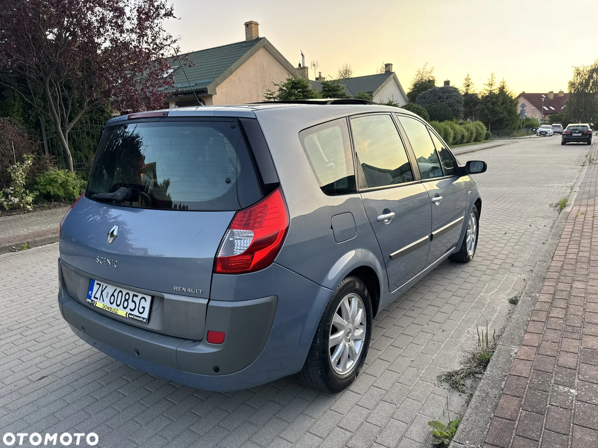 Renault Scenic 2.0 16V Luxe Privilege - 23