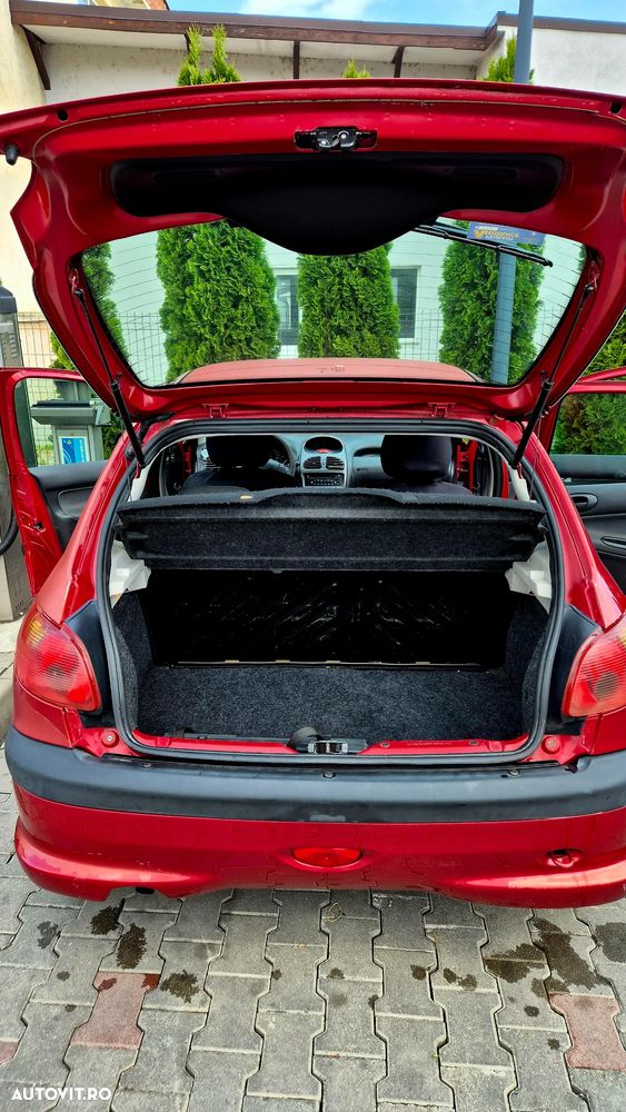 Peugeot 206 - 10