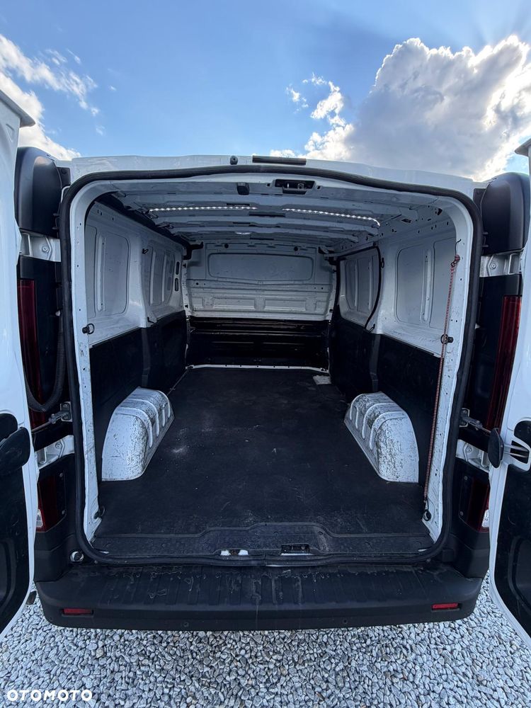 Renault Trafic - 21
