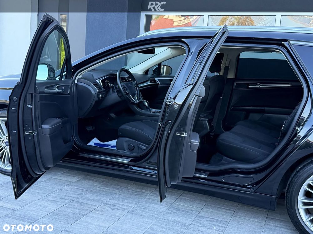 Ford Mondeo 2.0 TDCi Titanium PowerShift - 21