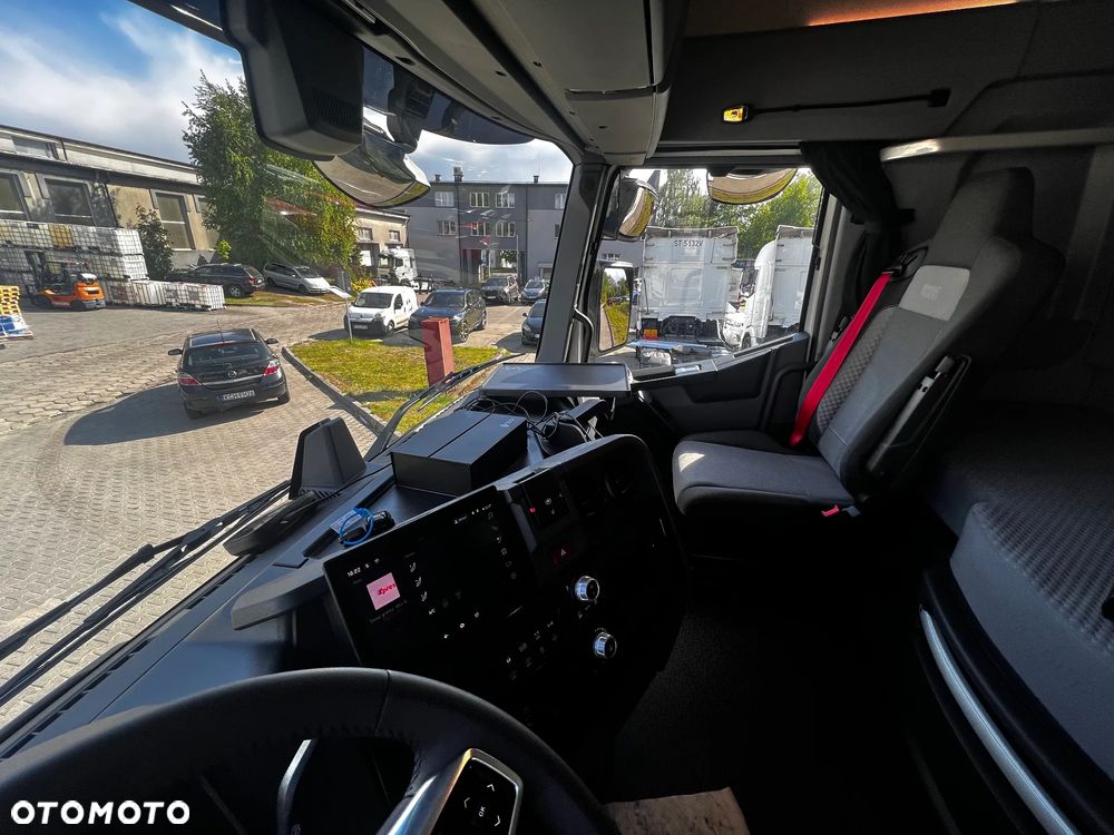 Renault T480 TC - 16