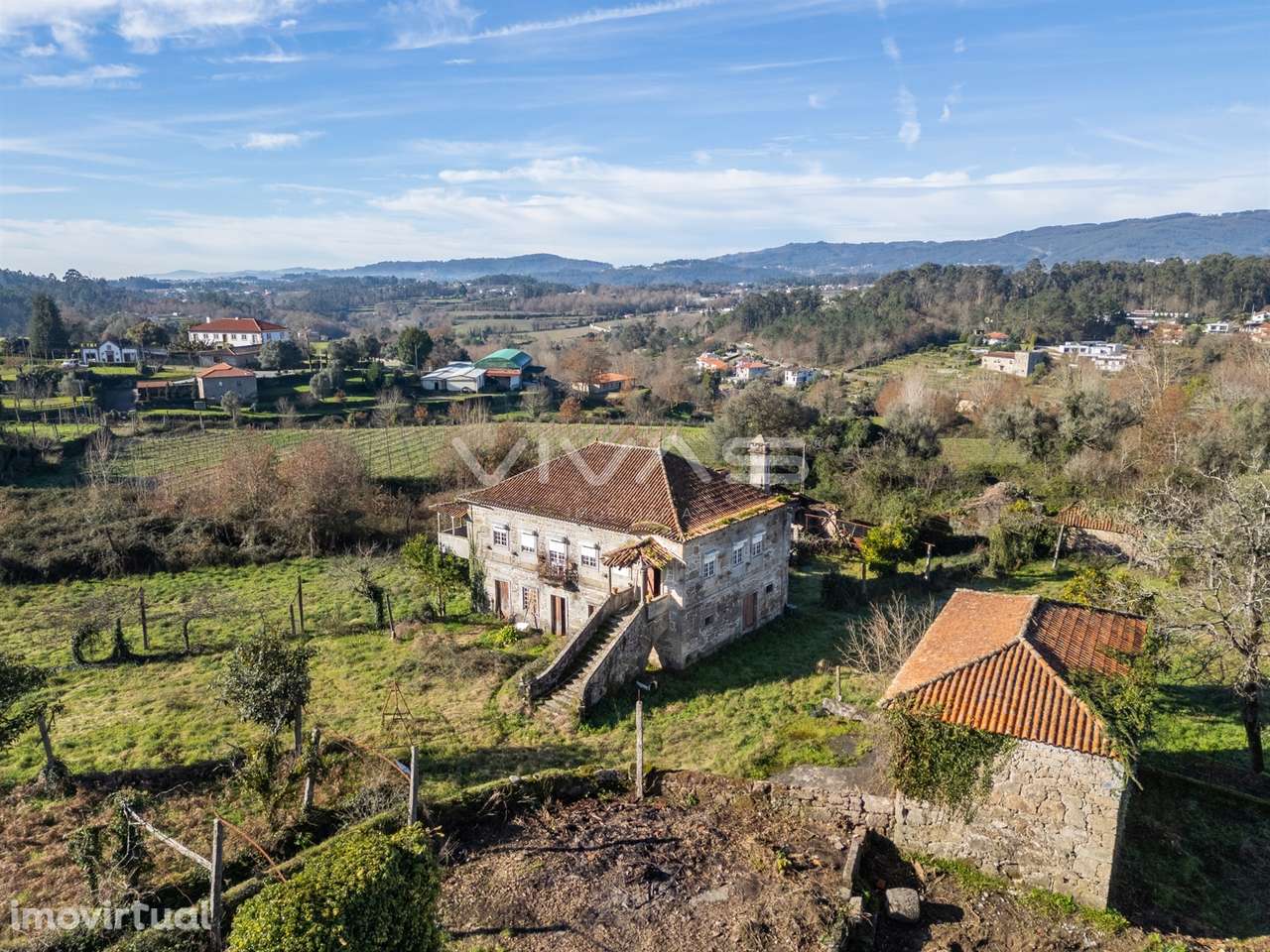 Quinta T6 Venda em Caldelas, Sequeiros e Paranhos,Amares - Grande imagem: 3/44