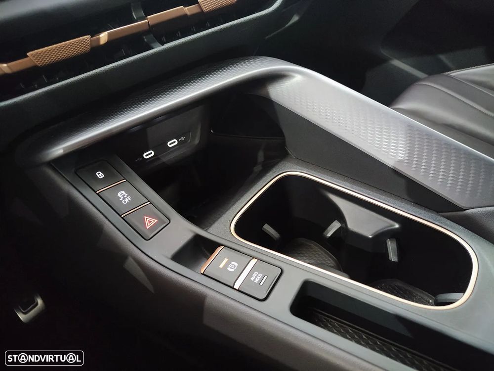 Cupra Terramar 1.5 e-Hybrid VZ DSG - 26