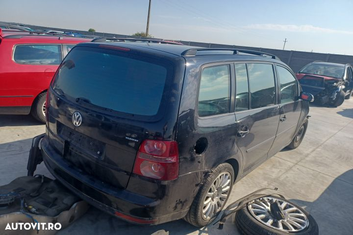 Carlig remorca Volkswagen VW Touran 1 (facelift)  [din 2006 pana  2010] seria Minivan 5-usi 1.9 TDI - 9