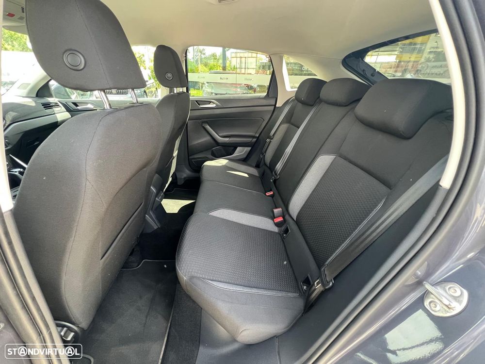 VW Taigo 1.0 TSI Urban DSG - 7