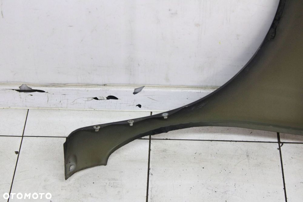 NISSAN NOTE E11 06R- BŁOTNIK PRAWY PRZÓD PRZEDNI Z11 - 10