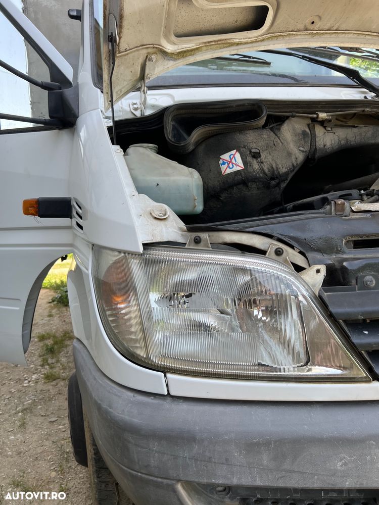 Mercedes-Benz 616 CDI - 2