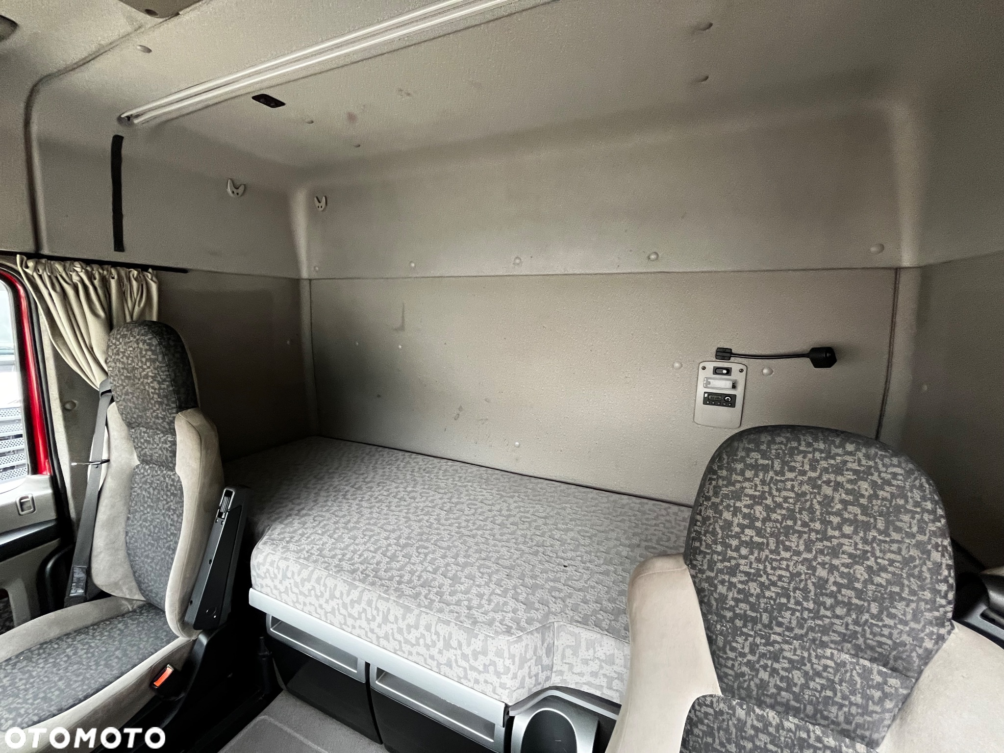 DAF XF 105.460 Euro 5 // Manual // Retarder // Do Żywca / Bydła / Zwierząt / - 39