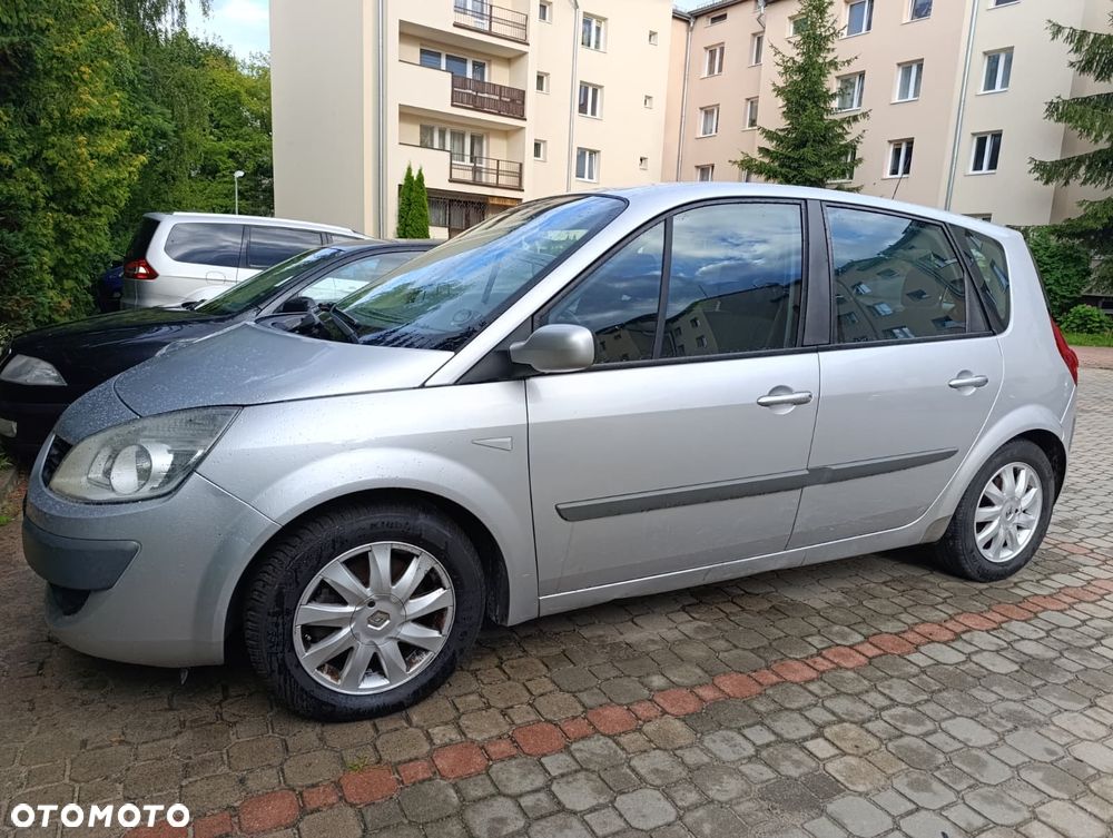 Renault Scenic - 3