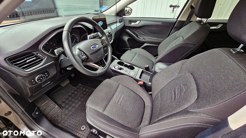 Ford Focus 1.5 EcoBoost Active - 6