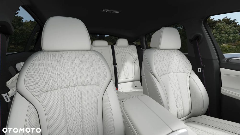 BMW X6 xDrive40d mHEV sport - 11