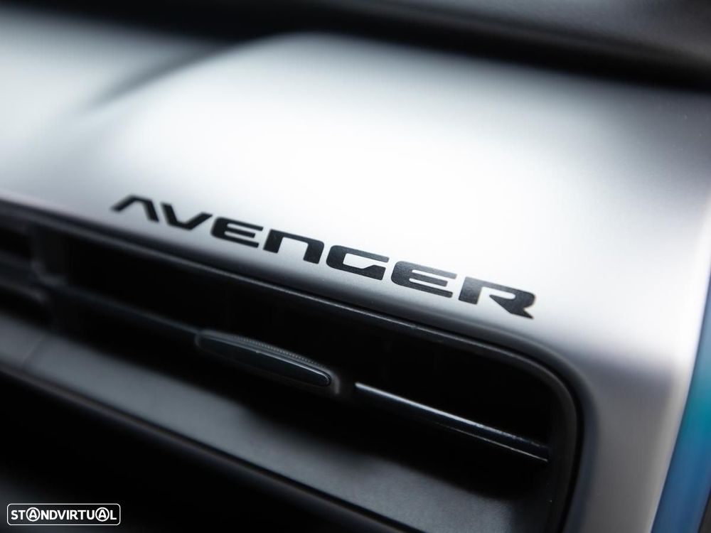 Jeep Avenger 54 kWh Summit - 18