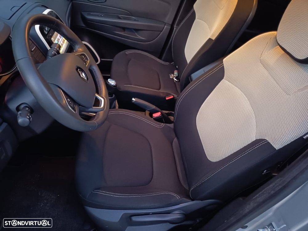 Renault Captur 0.9 TCE - 8