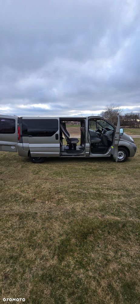 Opel Vivaro L2H1 2.9t - 7