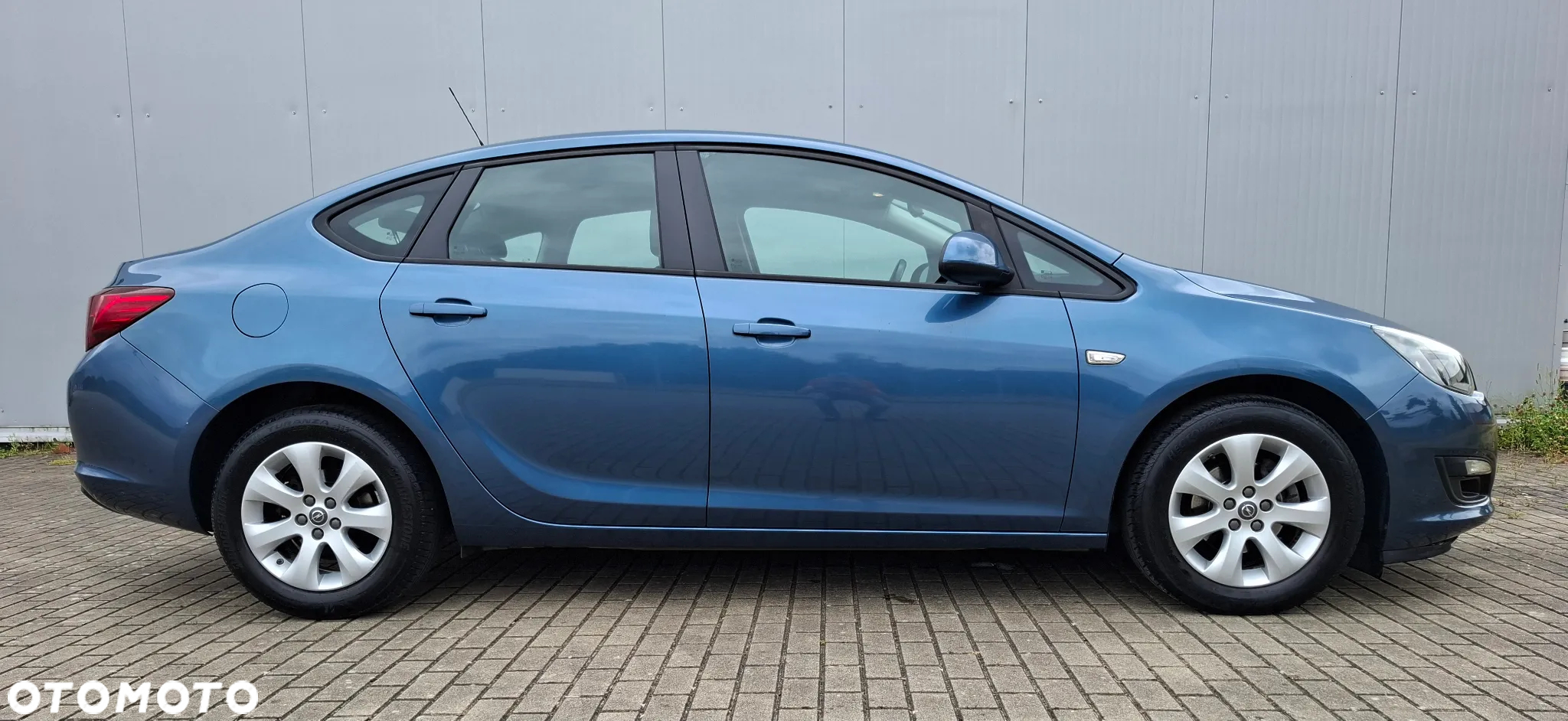 Opel Astra IV 1.6 Business - 7