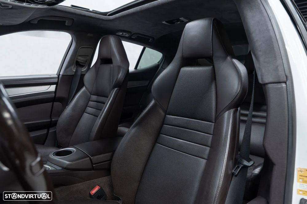 Porsche Panamera 3.0 V6 - 28