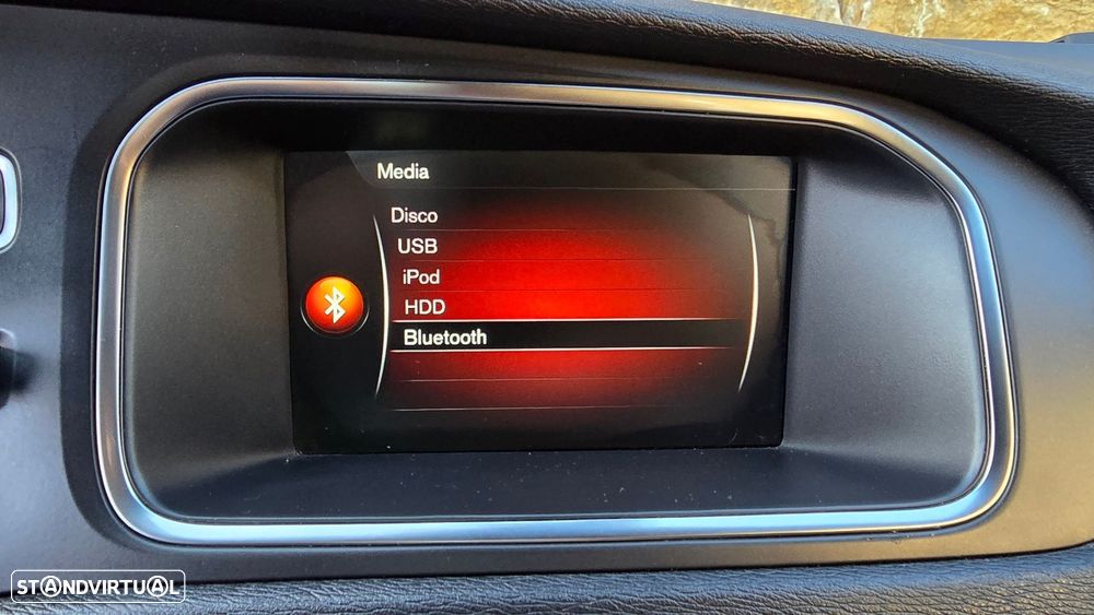 Volvo V40 1.6 D2 Momentum Powershift Eco - 26