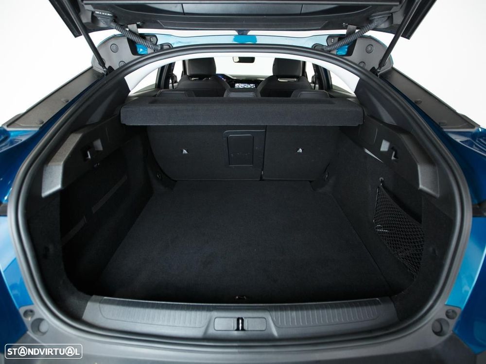 Peugeot 408 1.2 PureTech Allure EAT8 - 12