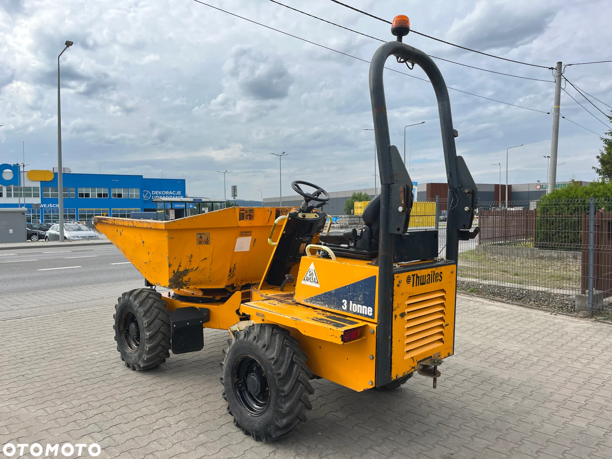 Thwaites Mach 573 3 Tonne - 6