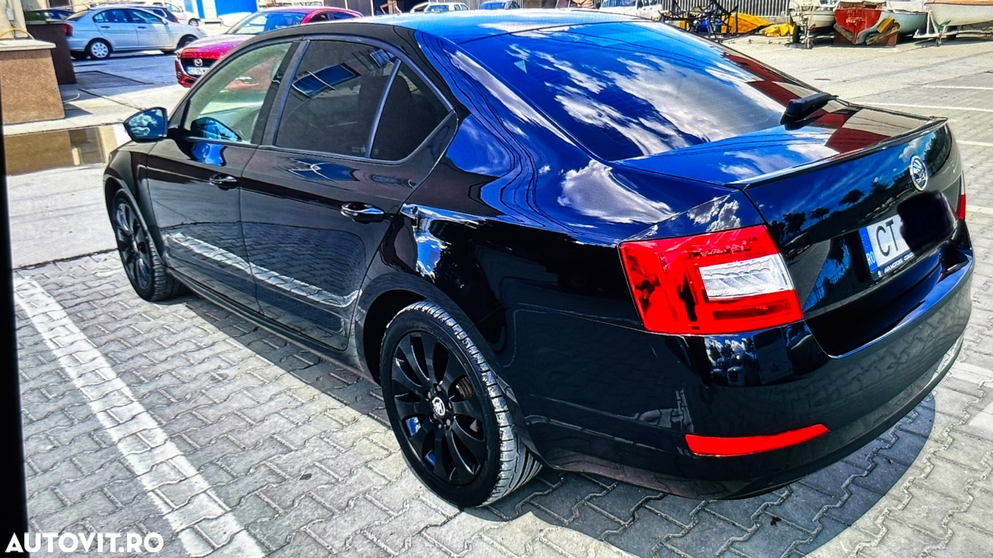 Skoda Octavia 2.0 TDI 4x4 DSG Style - 11