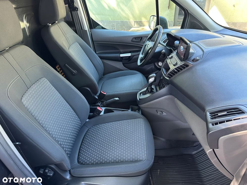 Ford Transit Connect - 12