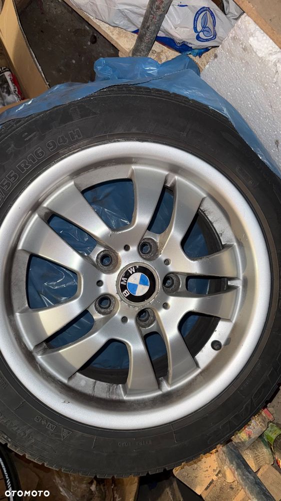 BMW Seria 3 318i - 25