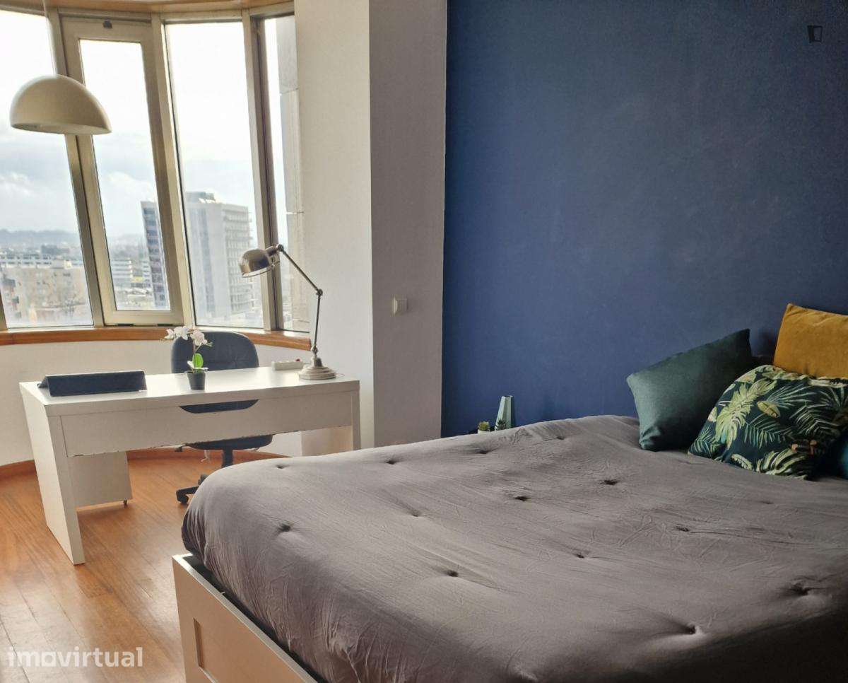 Quarto - localizado em Aveiro - Grande imagem: 5/15