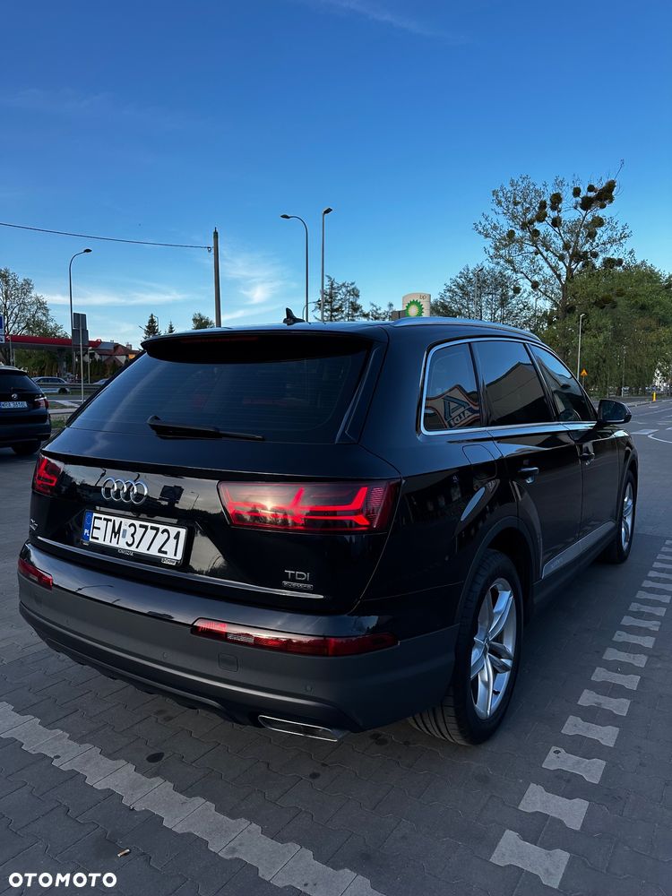 Audi Q7 - 7