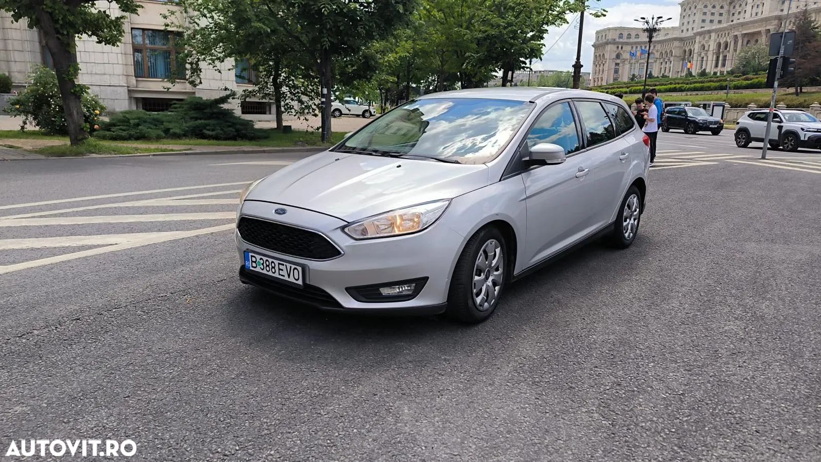 Ford Focus 1.5 TDCi Powershift Titanium - 1